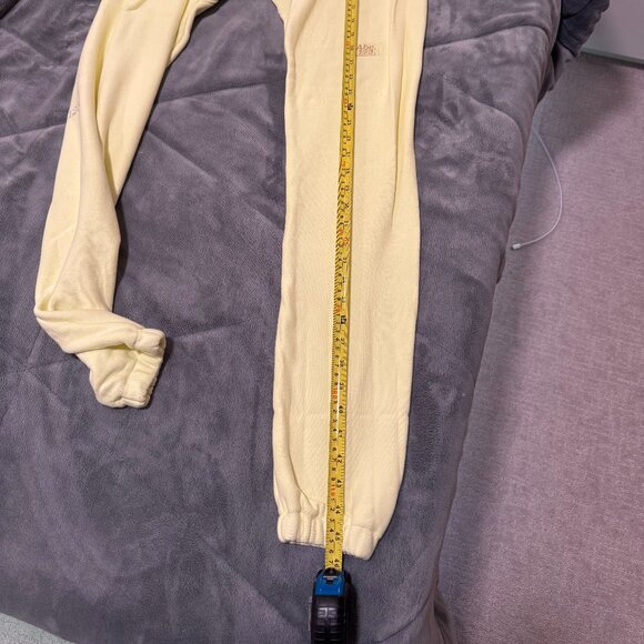 Advisory Board Crystals Yellow Lounge Sweatpants – Size 30 (XS) - Picture 4 of 6